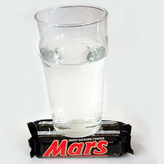 a Bahraini discovers that there IS water on Mars!